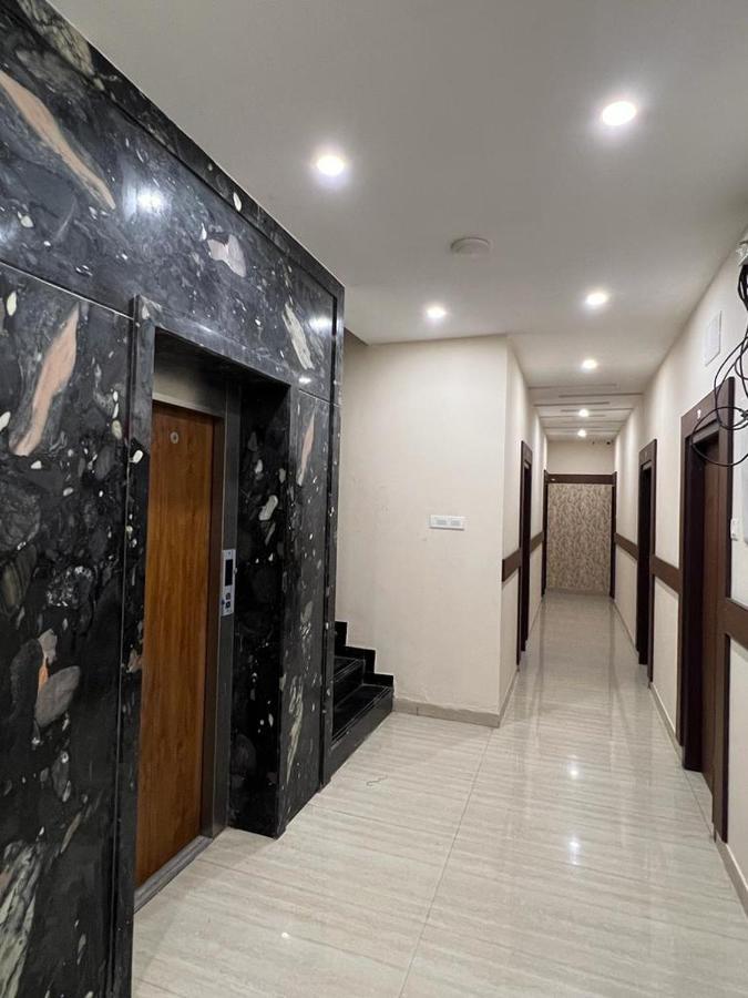The Park Avenue Hotel - Business Class Hotel Near Central Railway Station Chennai Periyamet ภายนอก รูปภาพ