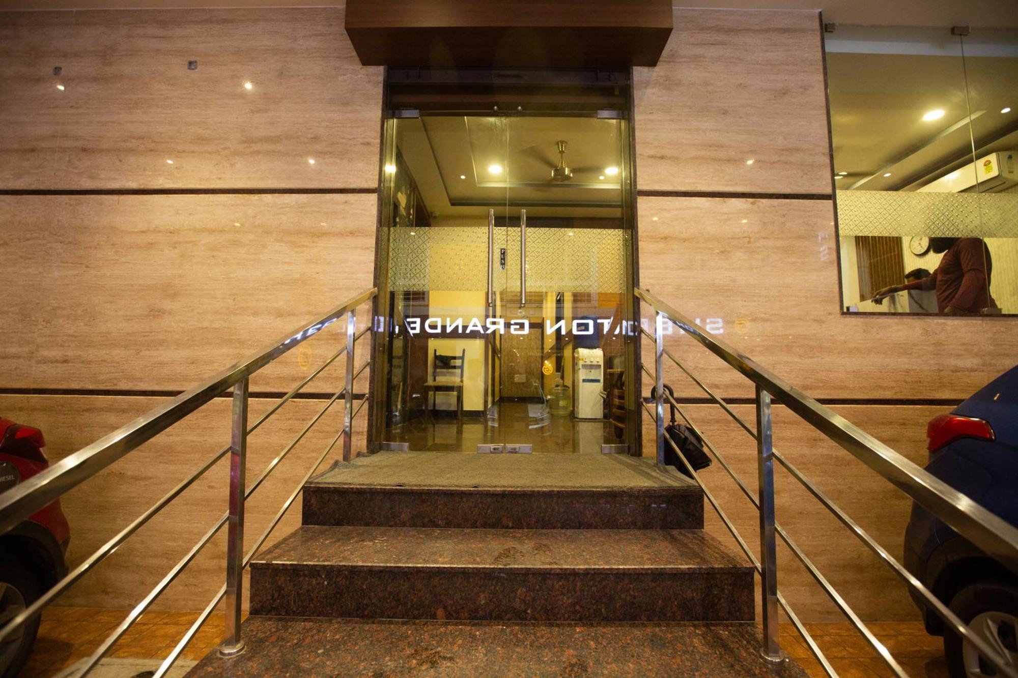 The Park Avenue Hotel - Business Class Hotel Near Central Railway Station Chennai Periyamet ภายนอก รูปภาพ