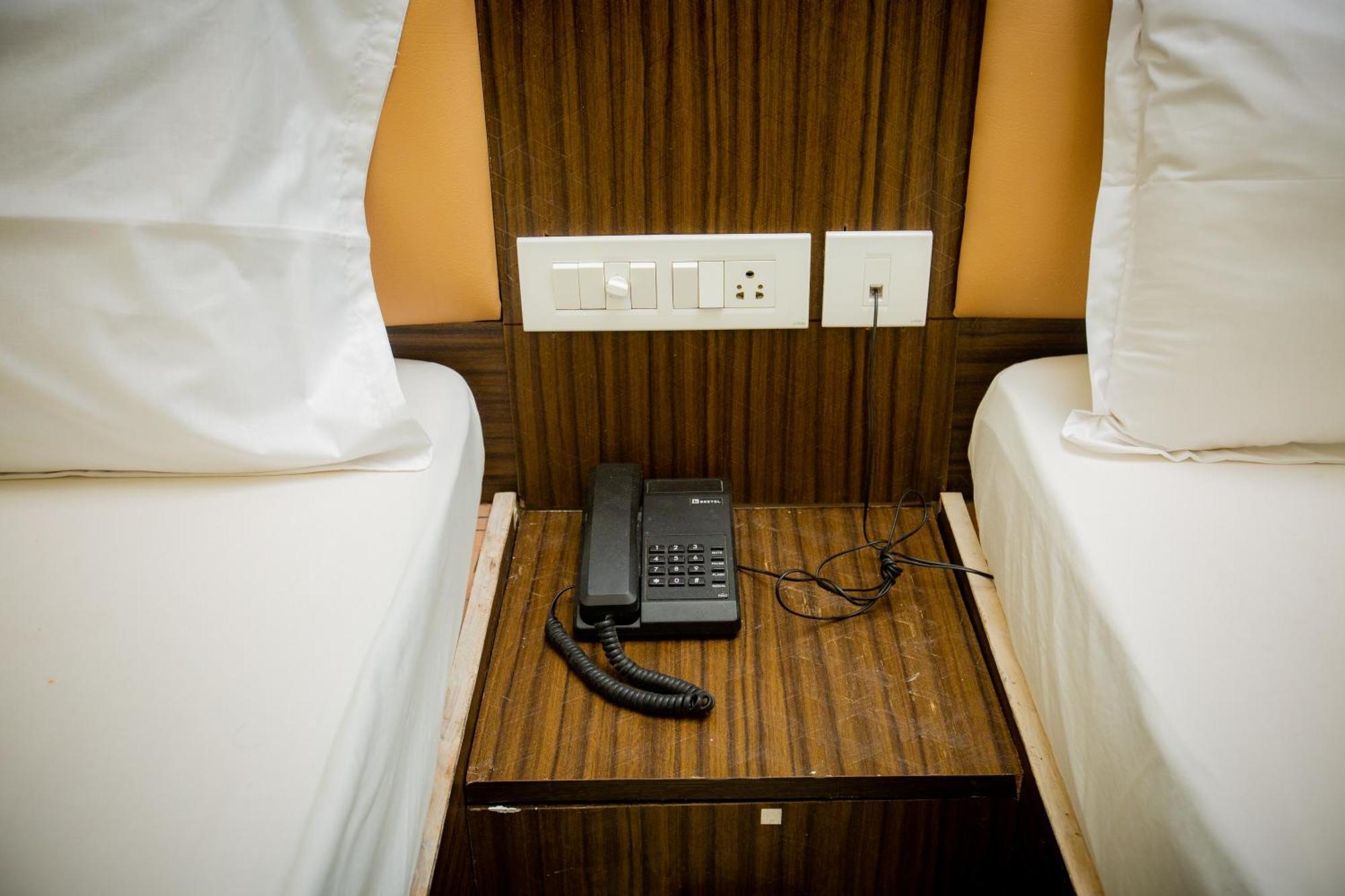 The Park Avenue Hotel - Business Class Hotel Near Central Railway Station Chennai Periyamet ภายนอก รูปภาพ
