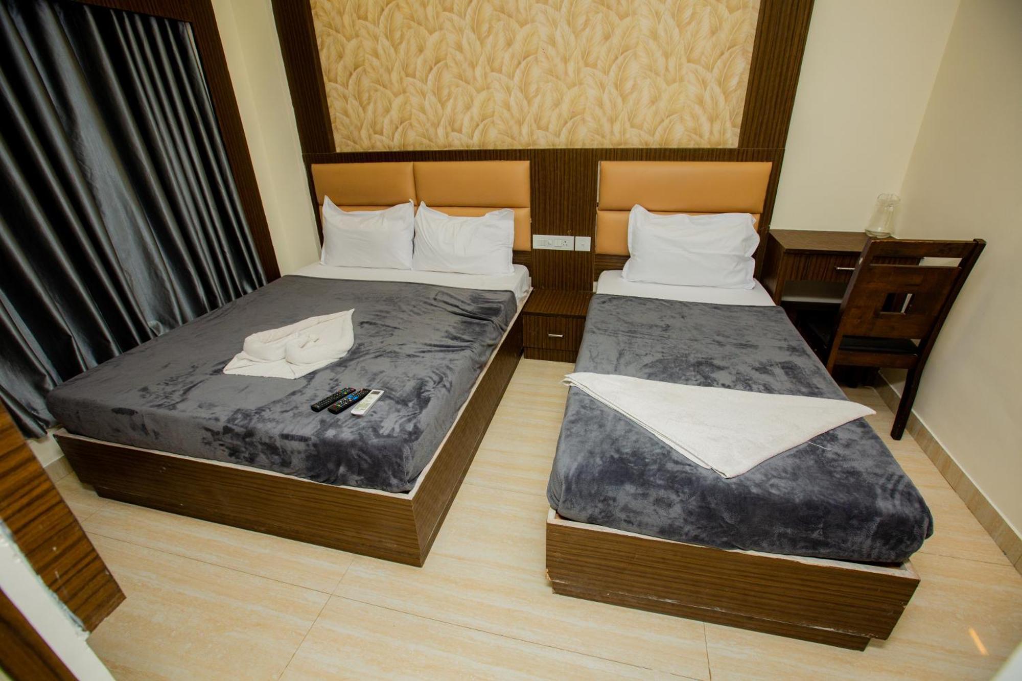 The Park Avenue Hotel - Business Class Hotel Near Central Railway Station Chennai Periyamet ภายนอก รูปภาพ