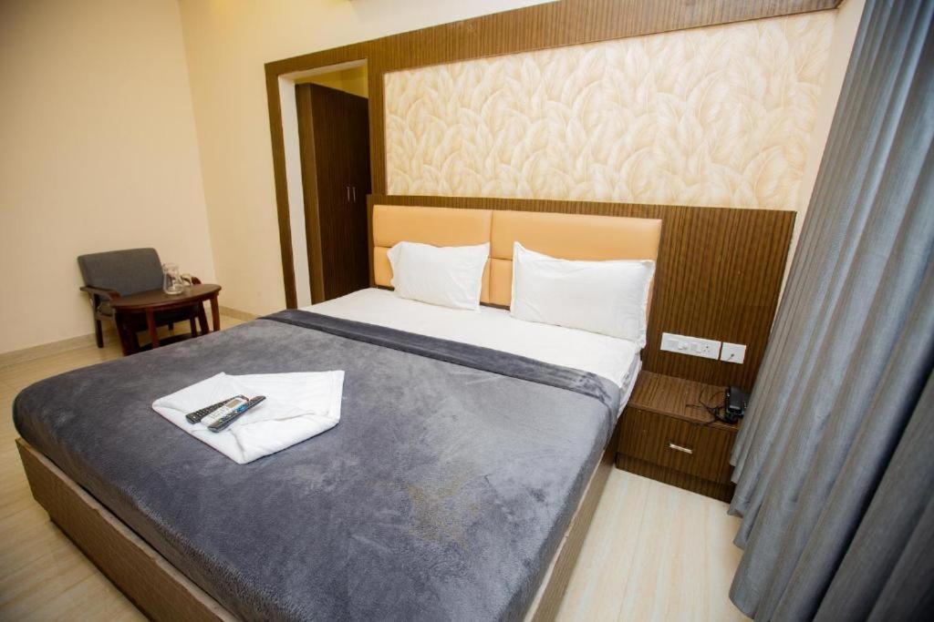 The Park Avenue Hotel - Business Class Hotel Near Central Railway Station Chennai Periyamet ภายนอก รูปภาพ
