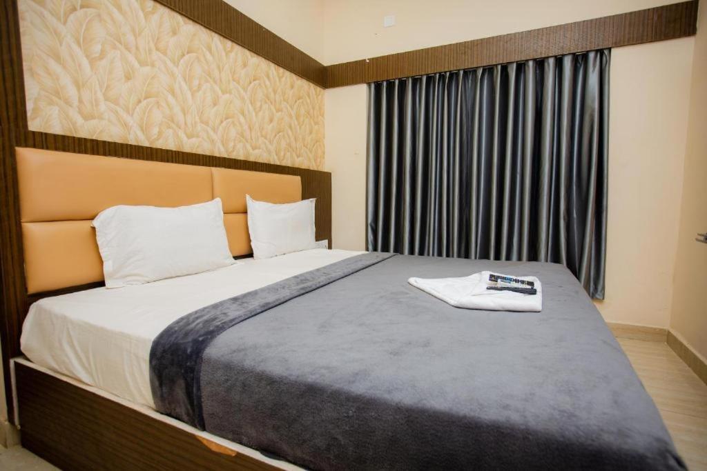 The Park Avenue Hotel - Business Class Hotel Near Central Railway Station Chennai Periyamet ภายนอก รูปภาพ